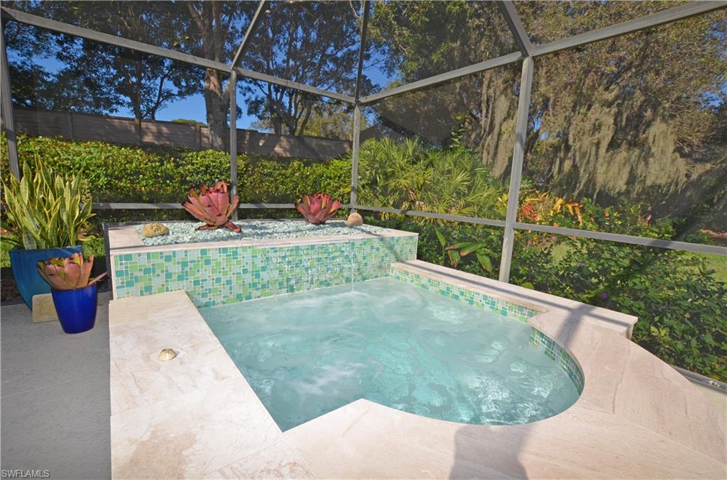 AUTUMN WOODS - Residential