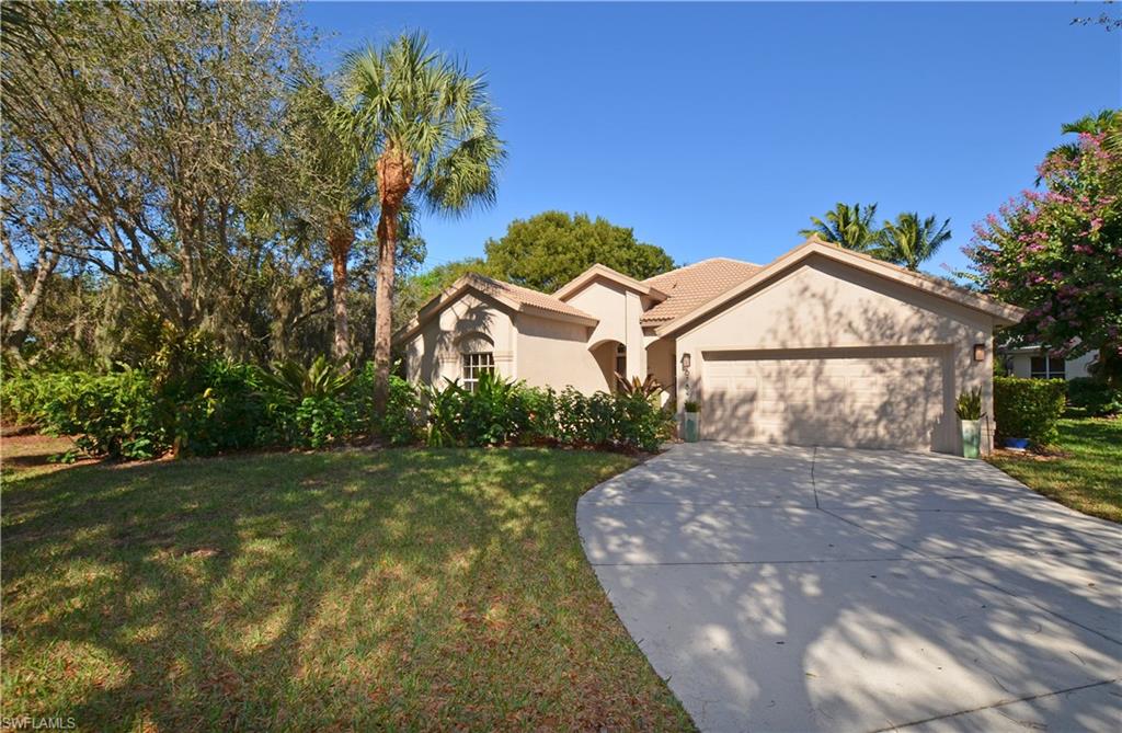 AUTUMN WOODS - Residential