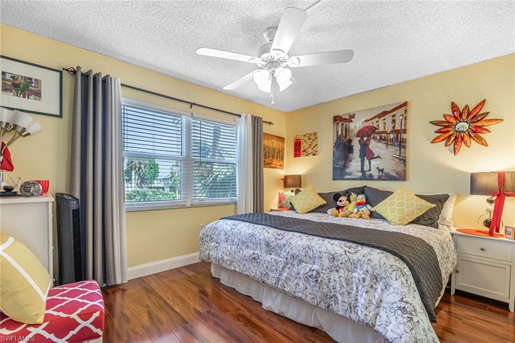 SEVEN LAKES - Residential