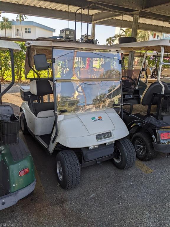 SEVEN LAKES - Residential