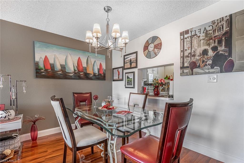 SEVEN LAKES - Residential