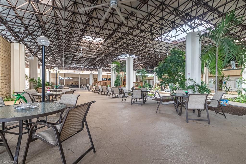 SEVEN LAKES - Residential