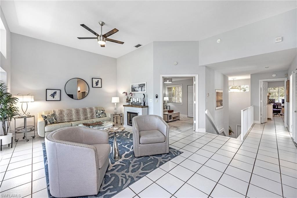 LAKESIDE CARRIAGE HOMES - Residential Lease