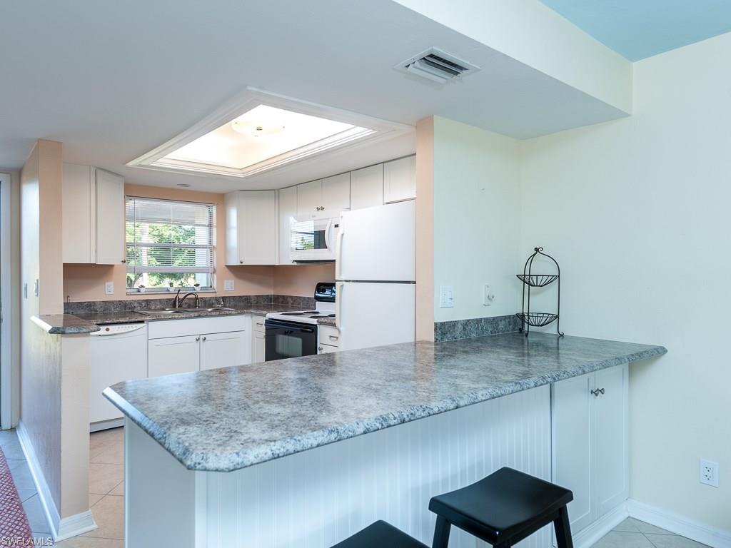 DAVIS LAKE CONDO - Residential