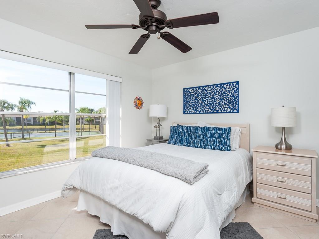 DAVIS LAKE CONDO - Residential