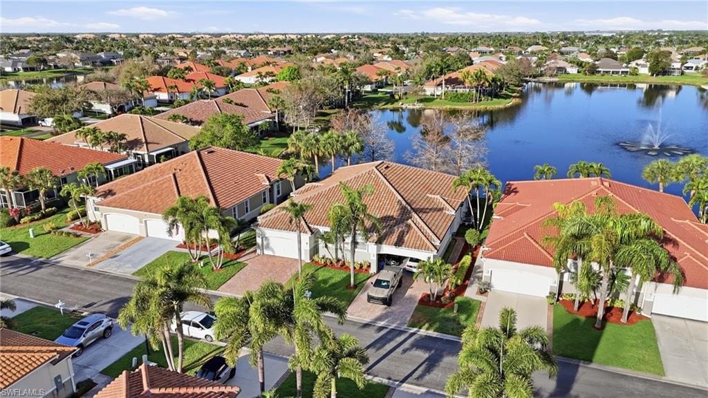COLONY LAKES - Residential