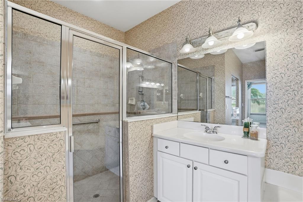 COLONY LAKES - Residential