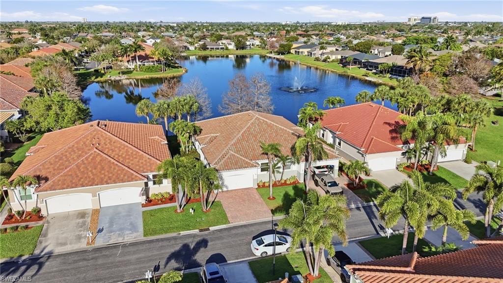COLONY LAKES - Residential