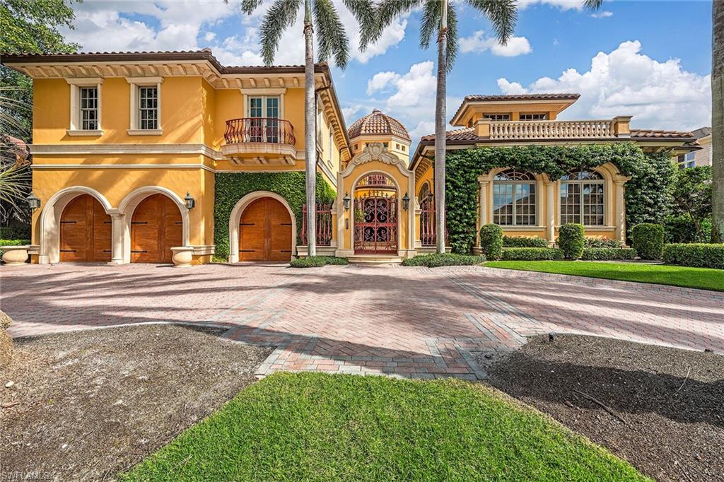 BAY COLONY SHORES - Residential