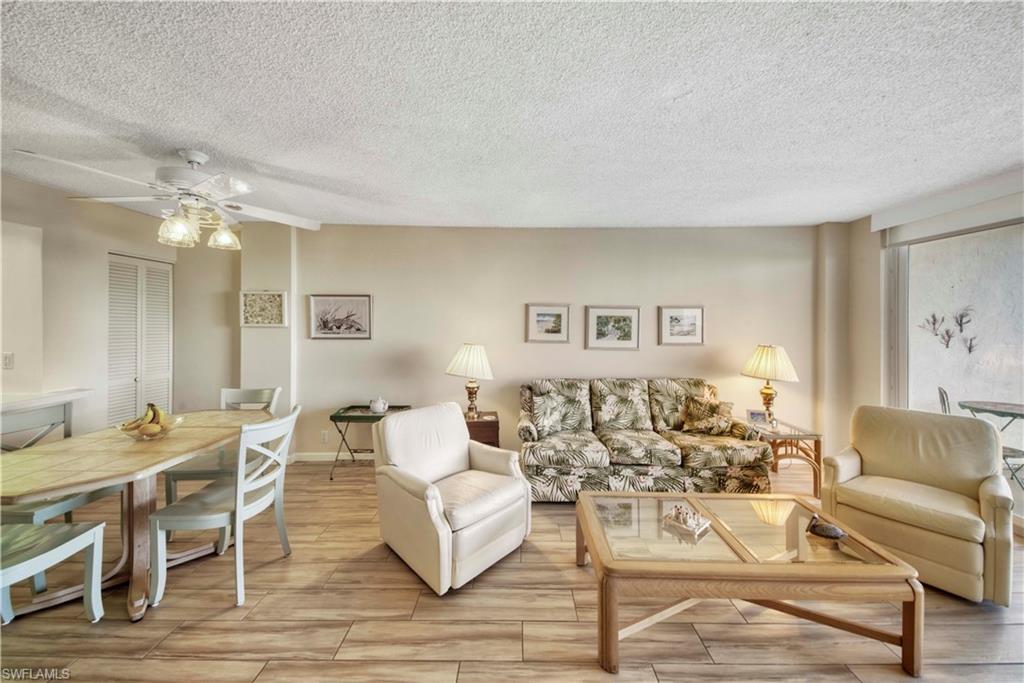 VANDERBILT TOWERS - Residential