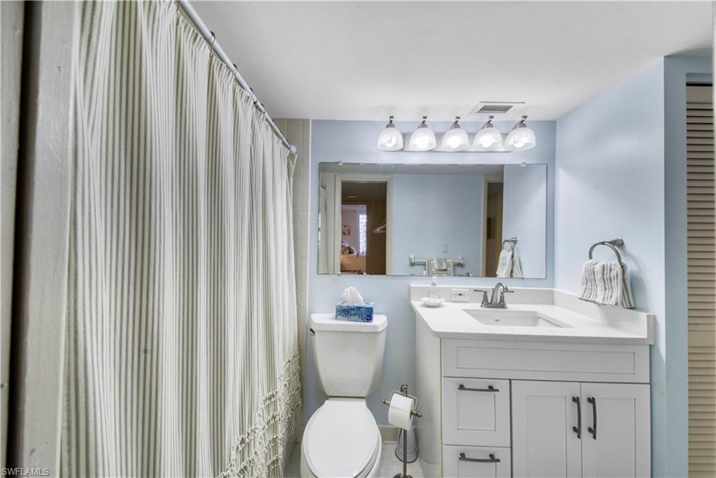 VANDERBILT TOWERS - Residential