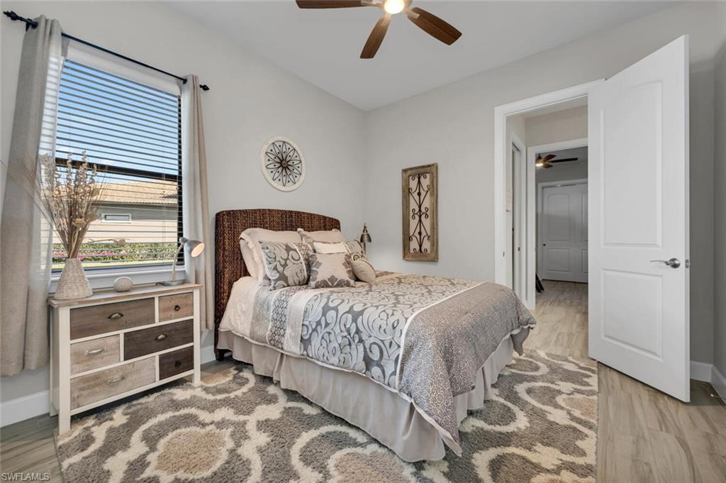 CORKSCREW SHORES - Residential