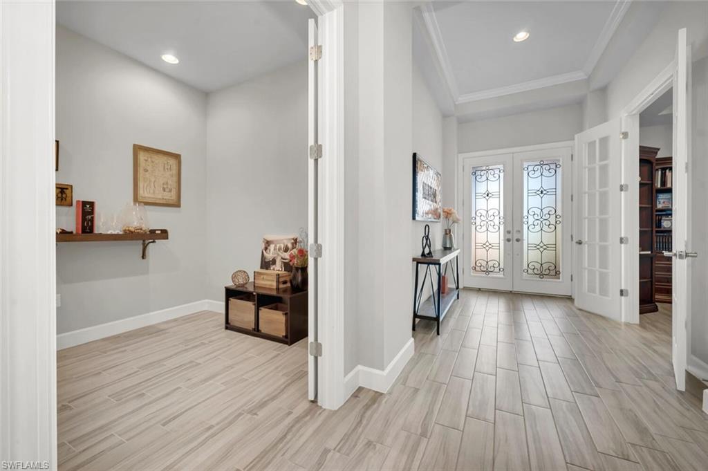 CORKSCREW SHORES - Residential