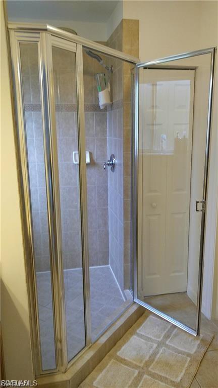 BELLA VIDA - Residential Lease