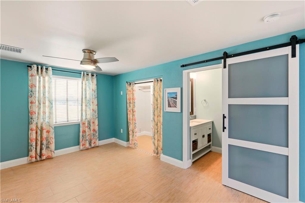 HOLIDAY SHORES - Residential