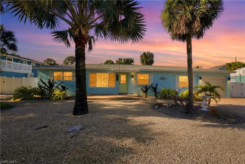 HOLIDAY SHORES - Residential