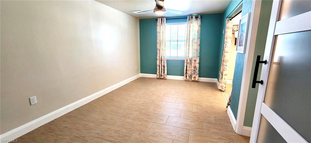 HOLIDAY SHORES - Residential