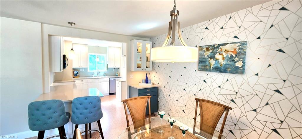 HOLIDAY SHORES - Residential