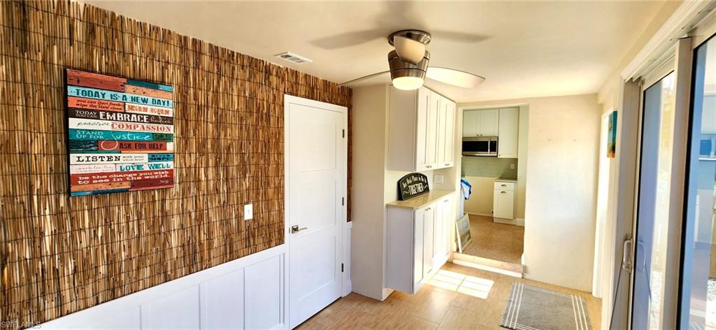 HOLIDAY SHORES - Residential