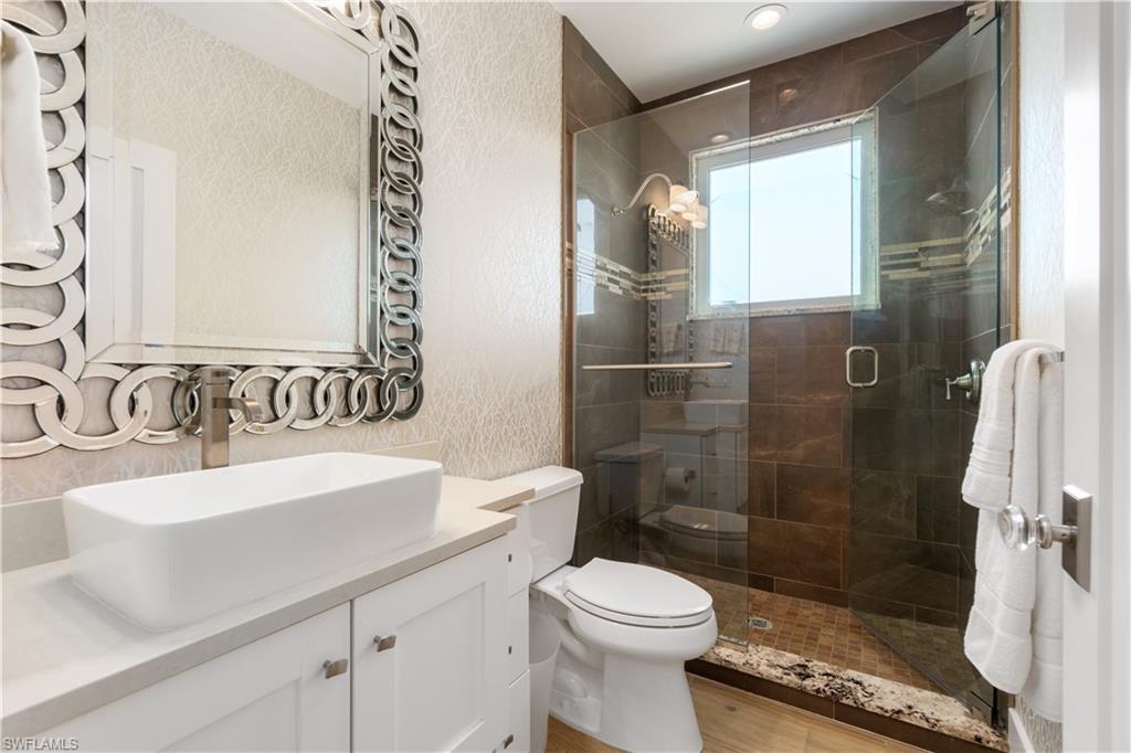 BAYFRONT GARDENS - Residential