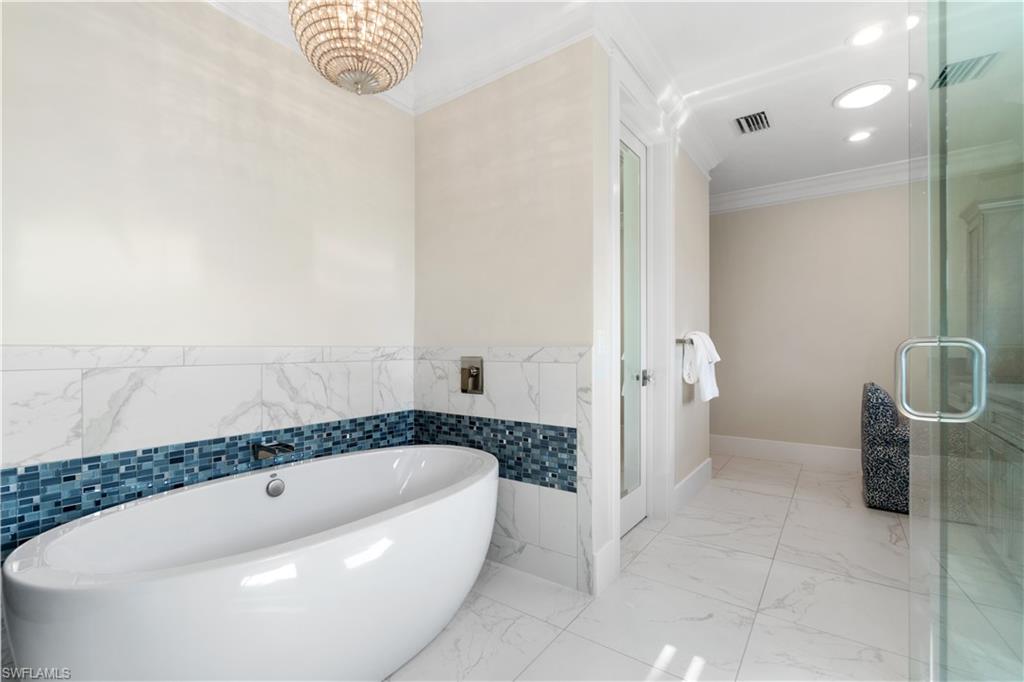 BAYFRONT GARDENS - Residential