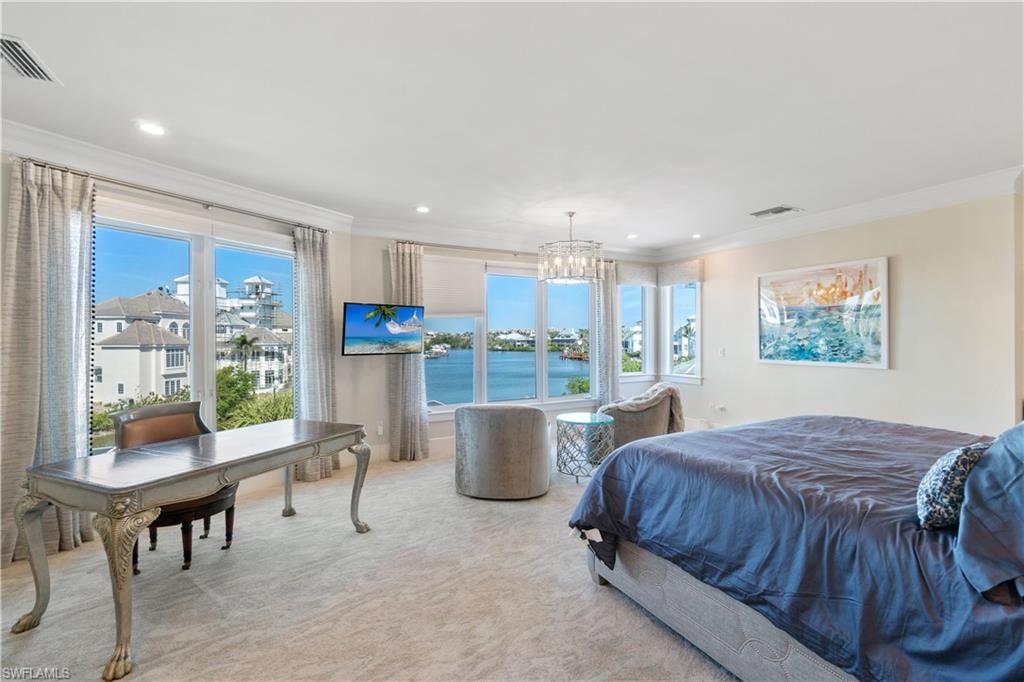 BAYFRONT GARDENS - Residential