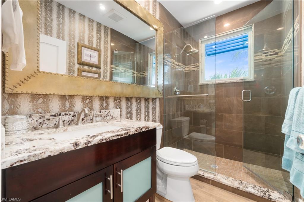 BAYFRONT GARDENS - Residential