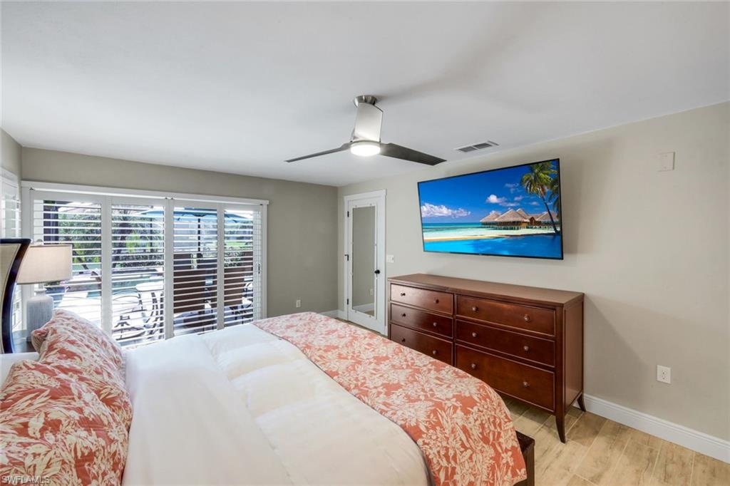 MARCO BEACH - Residential