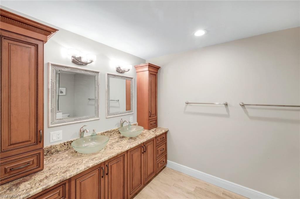 MARCO BEACH - Residential