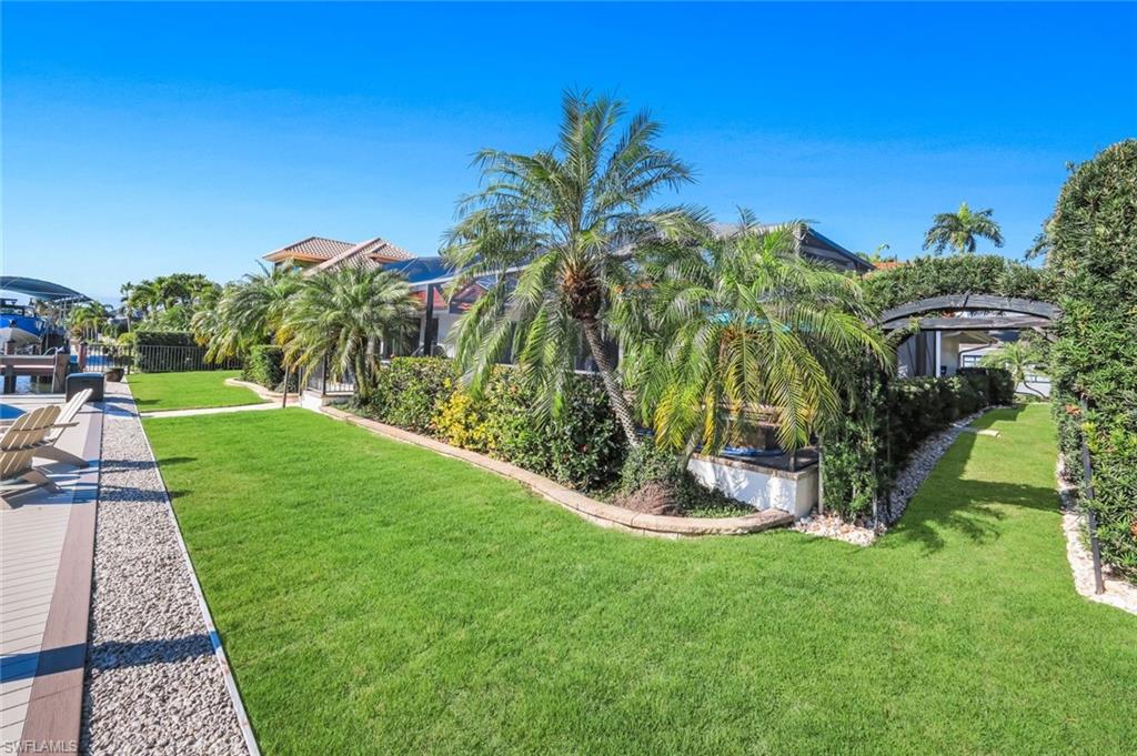 MARCO BEACH - Residential