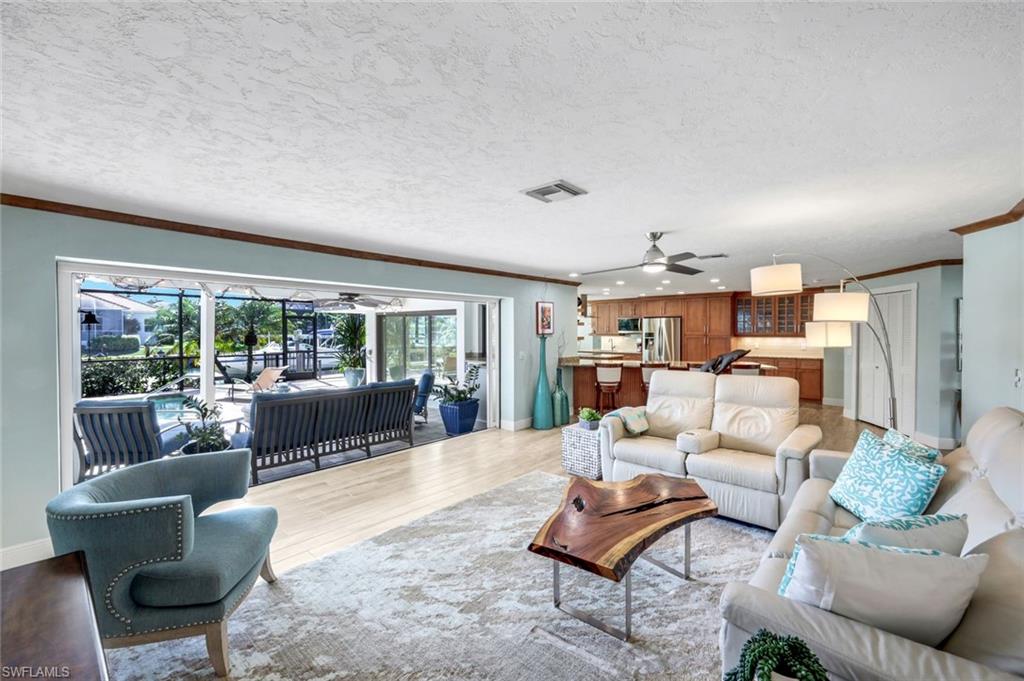 MARCO BEACH - Residential