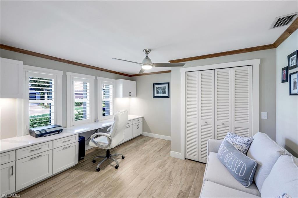 MARCO BEACH - Residential