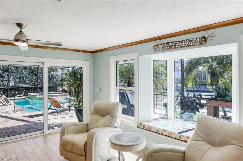 MARCO BEACH - Residential