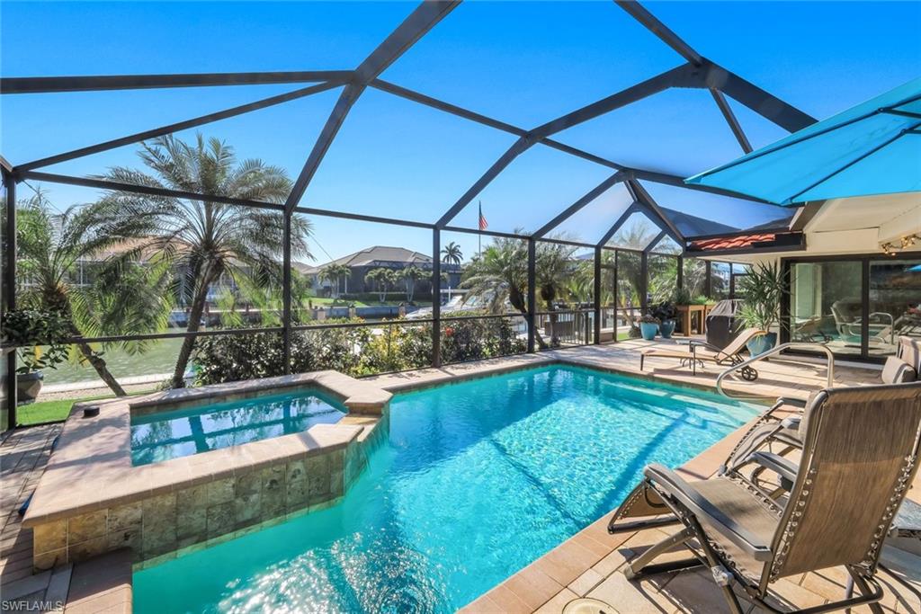 MARCO BEACH - Residential