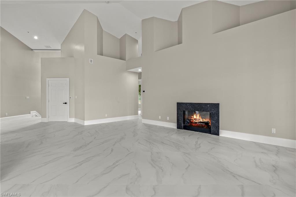 164 Colonade CIR 1307