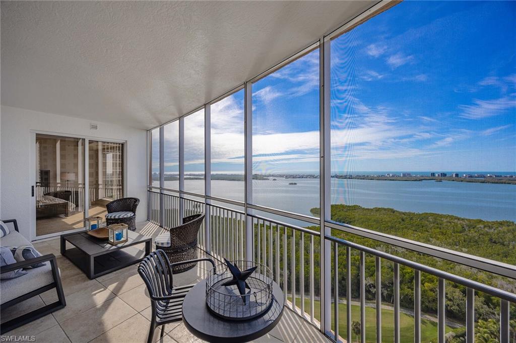 ESTANCIA - Residential Lease