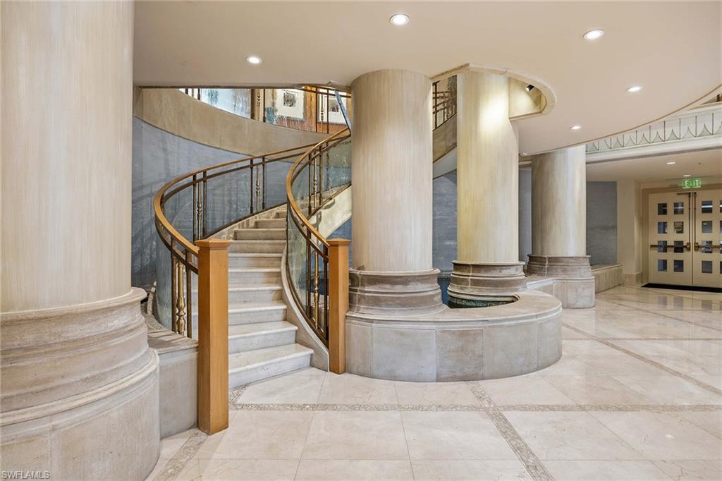 ESTANCIA - Residential Lease