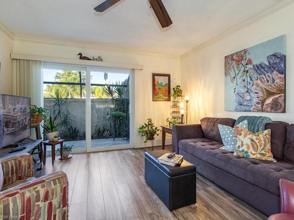 GLADES COUNTRY CLUB - Residential