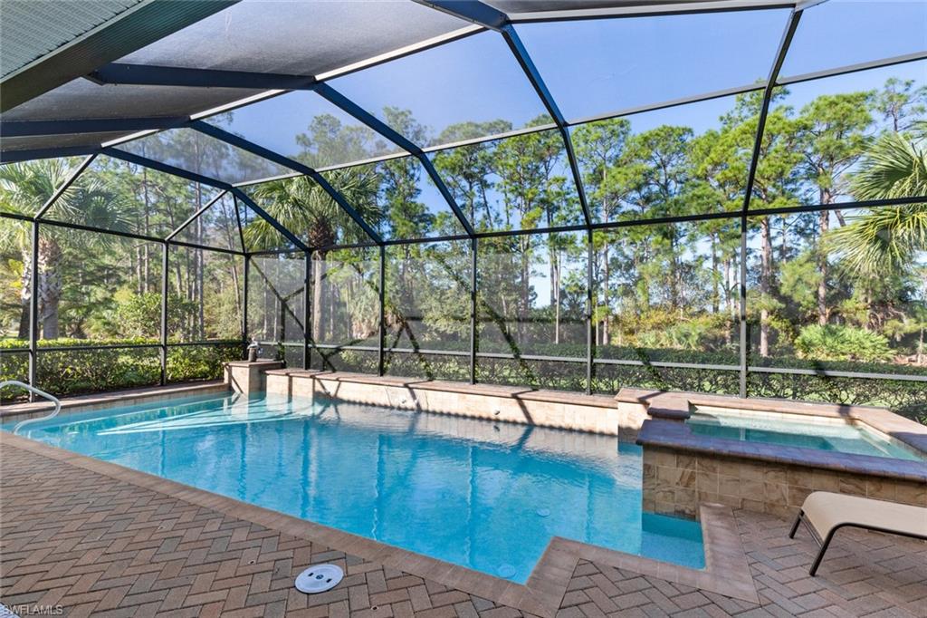 AZZURRA - Residential