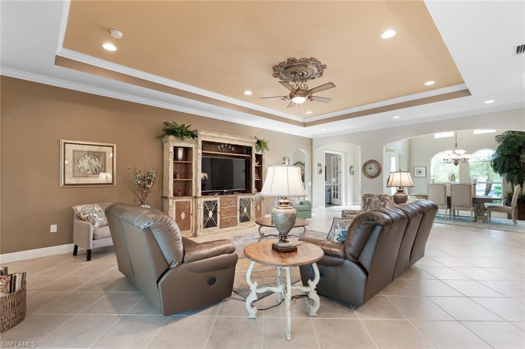 AZZURRA - Residential