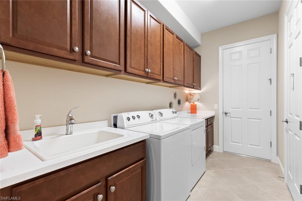 AZZURRA - Residential