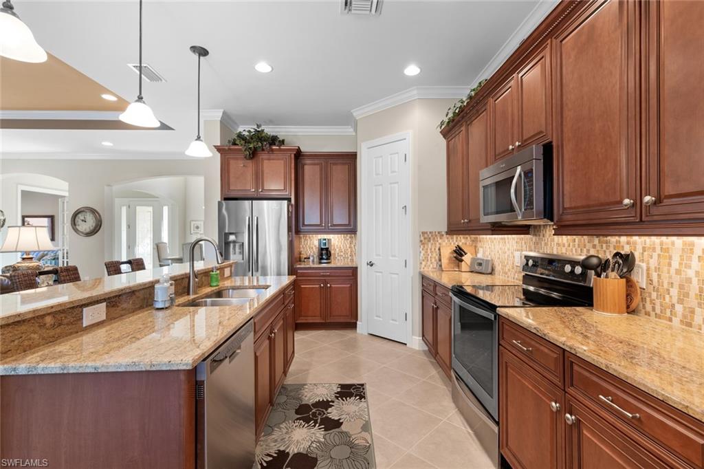 AZZURRA - Residential