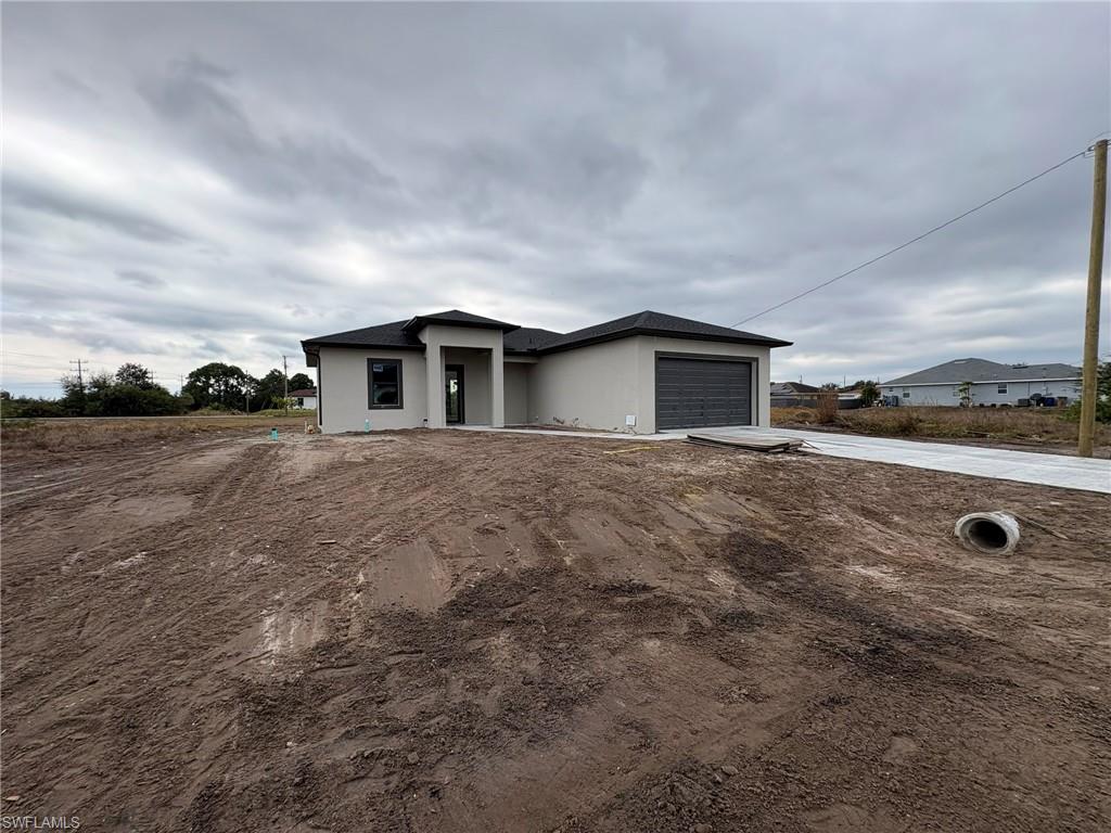 LEHIGH ACRES - Residential