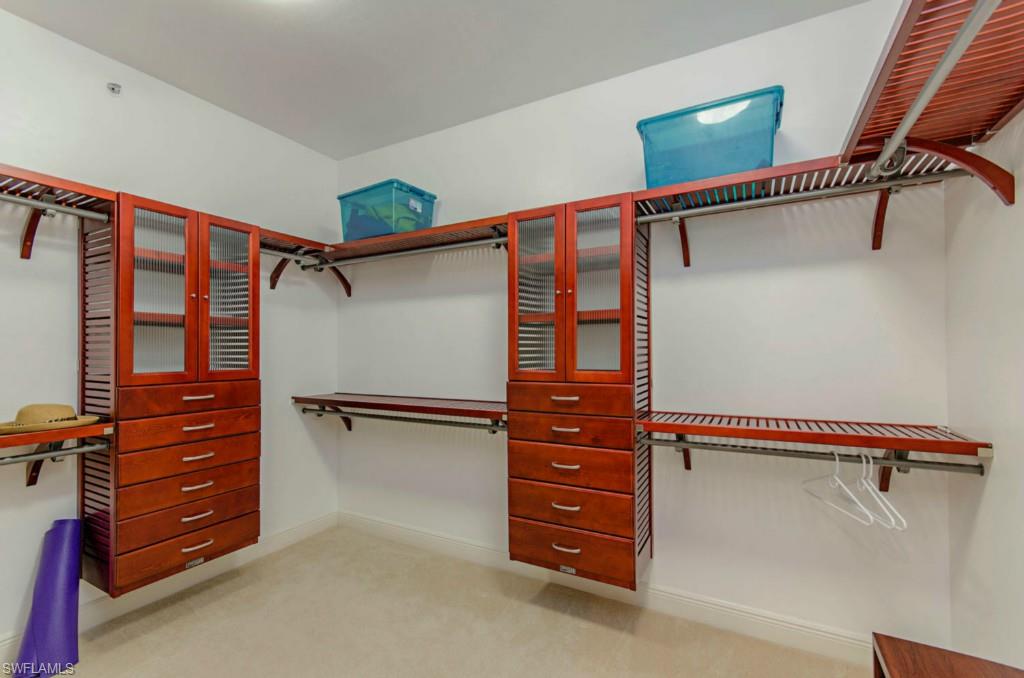 CASTELLA - Residential