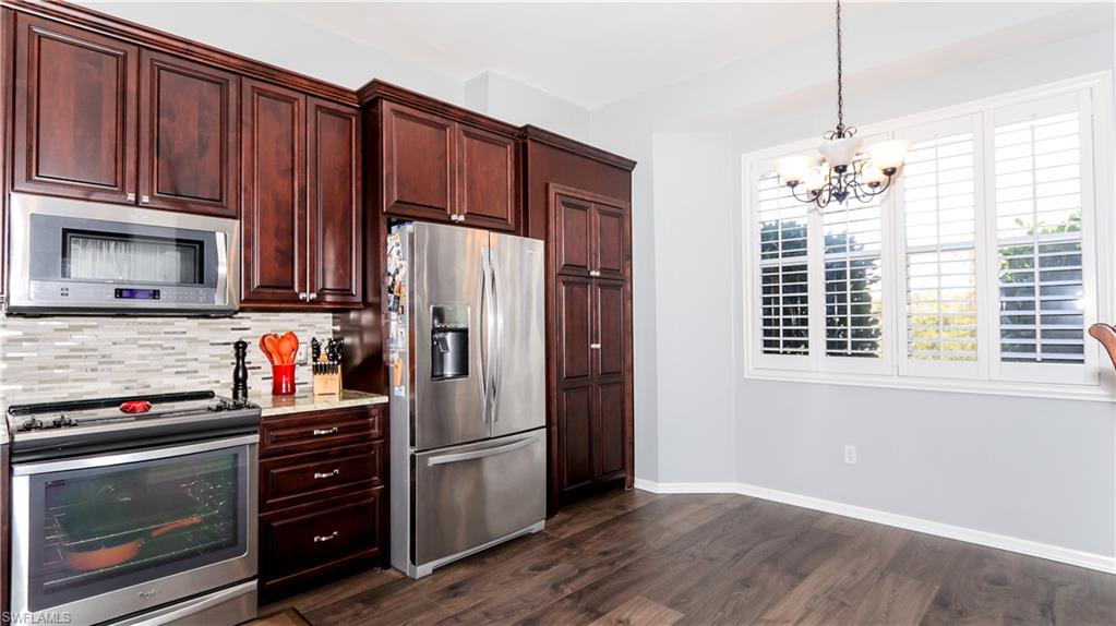 STONEYBROOK - Residential