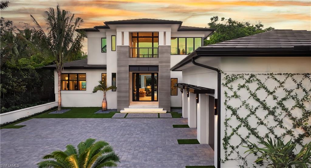 OLDE NAPLES - Residential