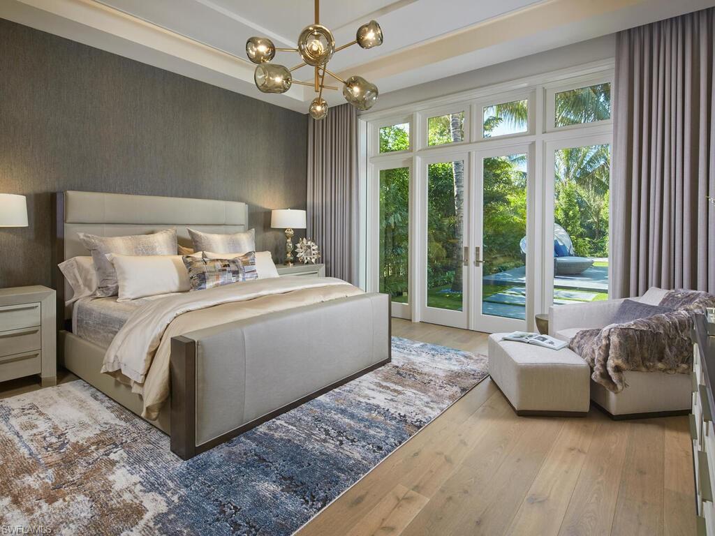 OLDE NAPLES - Residential