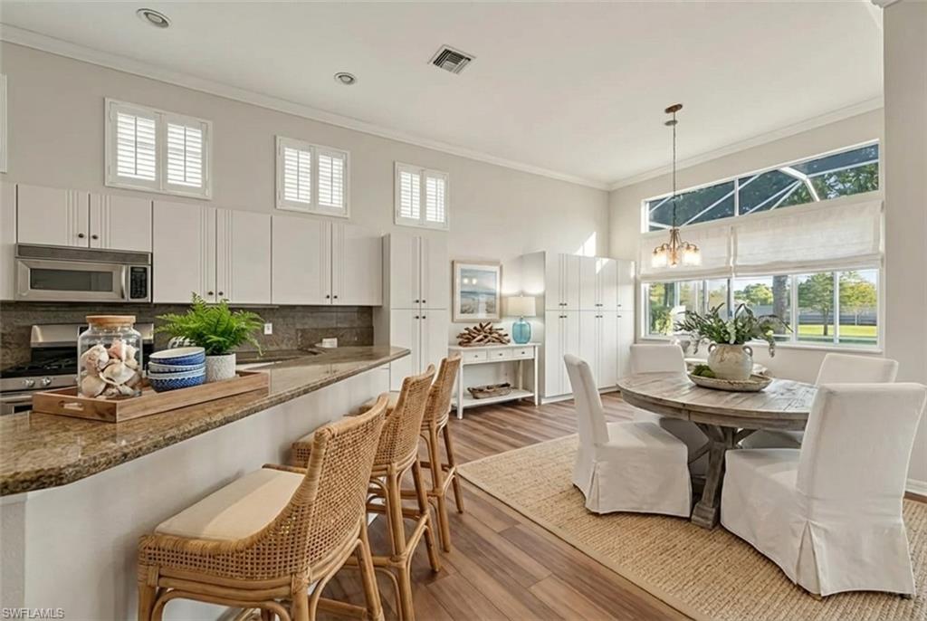 THE VINES - Residential