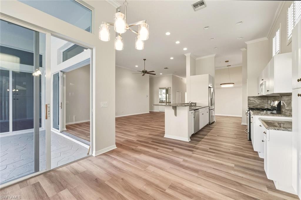 THE VINES - Residential