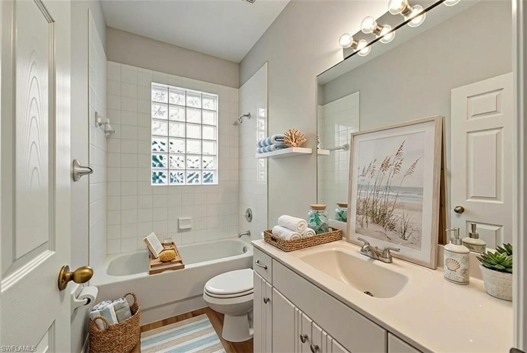 THE VINES - Residential